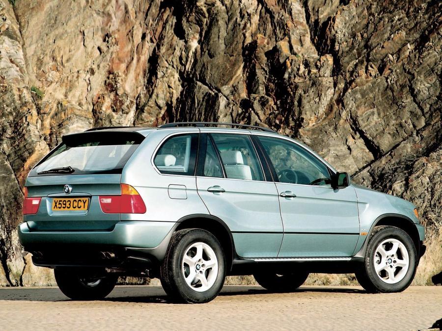  BMW X5 4.4i 2000 года  (UK) (фото 2 из 10)